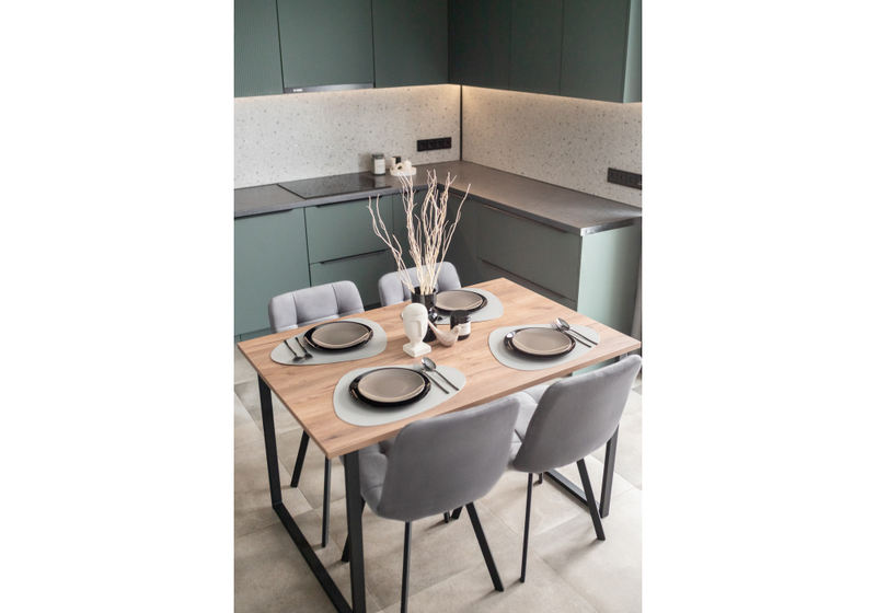 Стол деревянный, Лиман 117 х 77 дуб крафт табачный / черный матовый