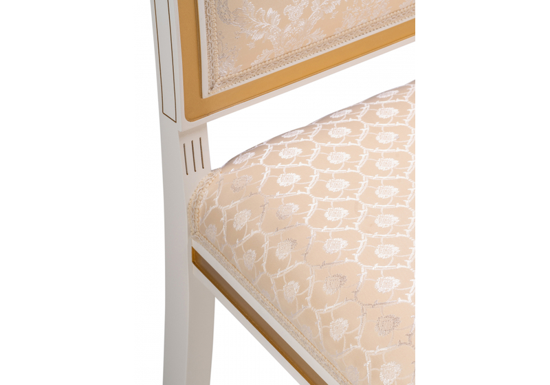 Стул деревянный, Рембрандт молочный / золото патина