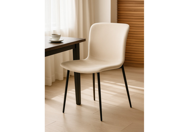 Стул на металлокаркасе, Игон бежевый / черный муар