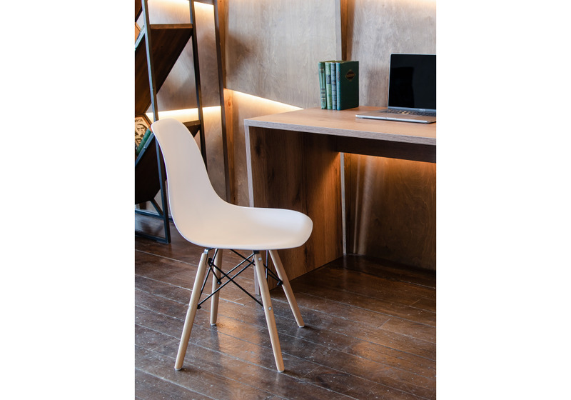 Пластиковый стул, Eames PC-015 белый